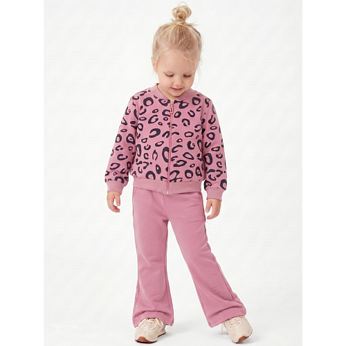 костюмы спортивные 