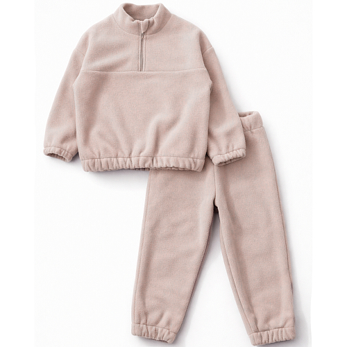 костюмы спортивные