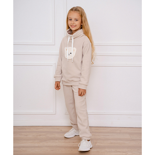 костюмы спортивные 